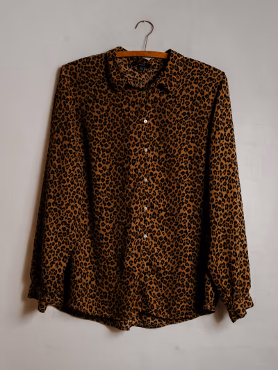 Leopard Print Button Down Shirt — pre-loved on Thrifted.mt