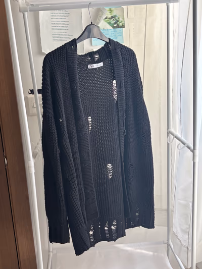 Zara Distressed Black Knit Cardigan by Zara — pre-loved on Thrifted.mt