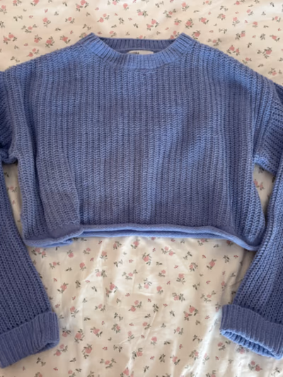 Bershka Blue Cropped Ribbed Knit Sweater by Bershka — pre-loved on Thrifted.mt