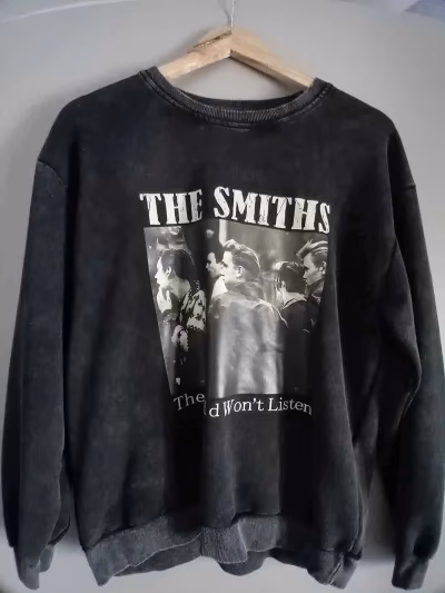 The Smiths graphic print sweater by Temu — pre-loved on Thrifted.mt