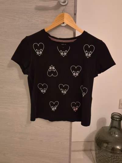 Marc Cain Cat Print Top by Marc Cain — pre-loved on Thrifted.mt