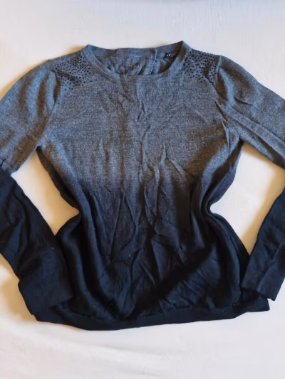 Jersey de punto gris degradado by Salsa — pre-loved on Thrifted.mt