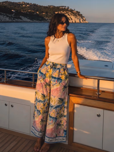 Pantalones anchos con estampado de la Costa Amalfitana de Vero Moda by Vero Moda — pre-loved on Thrifted.mt