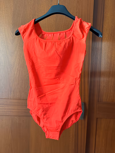 Bloch Dancewear Red Leotard — pre-loved on Thrifted.mt