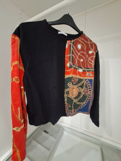 Zara black chain print top by Zara — pre-loved on Thrifted.mt