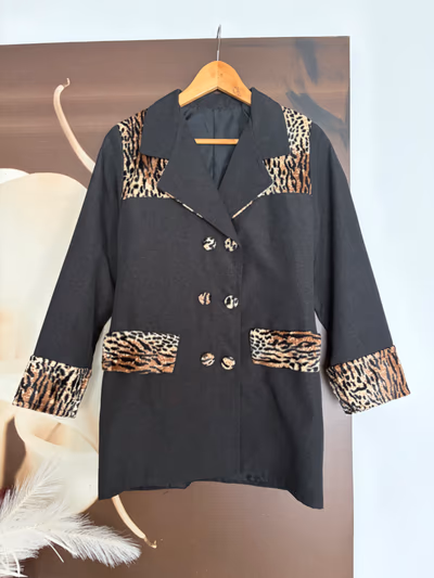 Black blazer with leopard detail — pre-loved on Thrifted.mt
