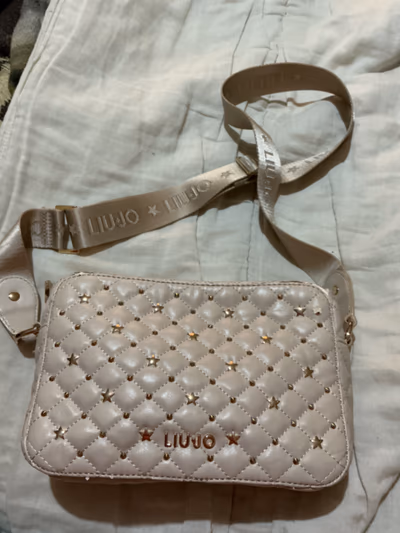 Quilted Star Studded Crossbody Bag by Liu Jo — pre-loved on Thrifted.mt