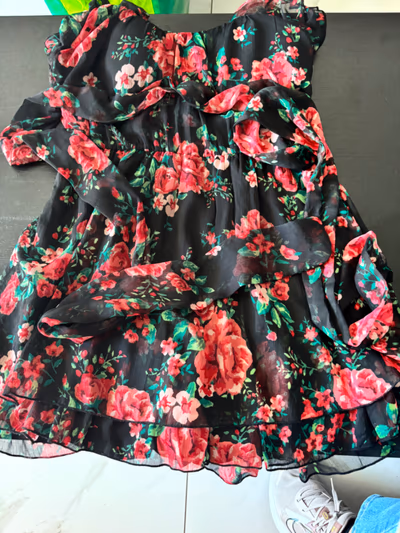 Floral Ruffle Mini Dress with shorts  — pre-loved on Thrifted.mt