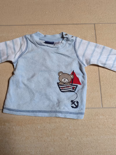 Baby blue bear sailor top by Lupilu — pre-loved on Thrifted.mt