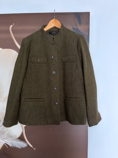 Olive Green Wool Blend Jacket by Talbots — pre-loved on Thrifted.mt
