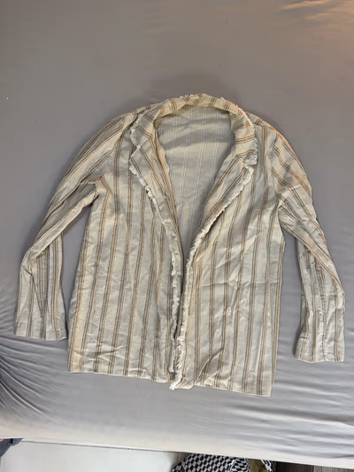 Striped linen-blend frayed blazer — pre-loved on Thrifted.mt