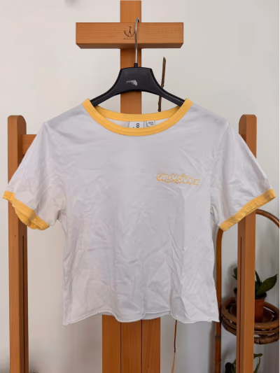 Collusion graphic white t-shirt by Collusion — pre-loved on Thrifted.mt