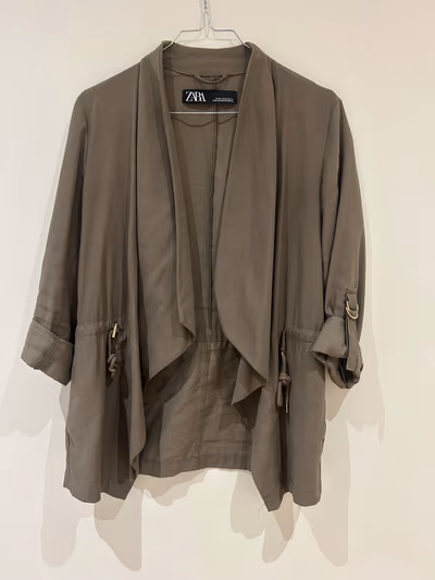 ZARA Khaki Drape Jacket (XS) by Zara — pre-loved on Thrifted.mt