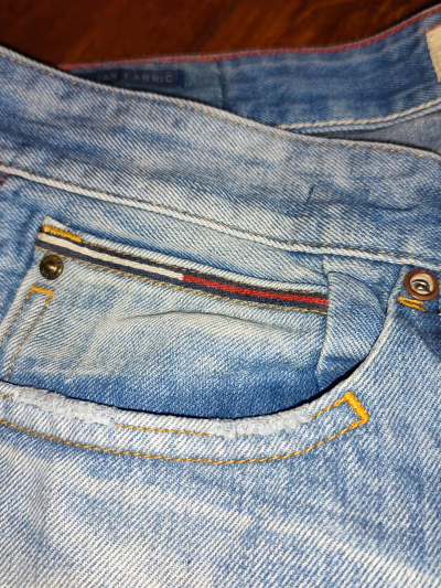 Hillfiger Jeans by Hillfiger — pre-loved on Thrifted.mt