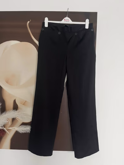 Club Monaco Black Tailored Trousers by Club Monaco — pre-loved on Thrifted.mt