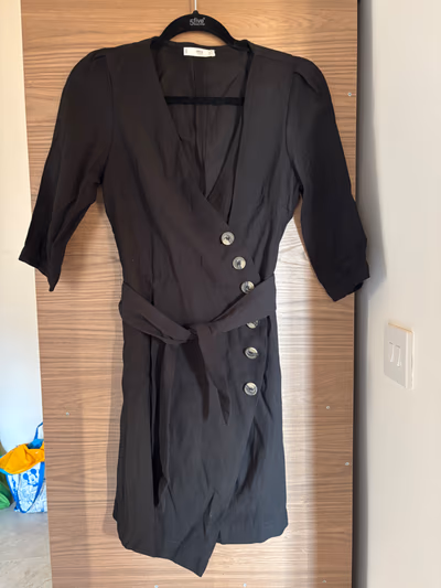 black wrap style mini dress by Mango — pre-loved on Thrifted.mt