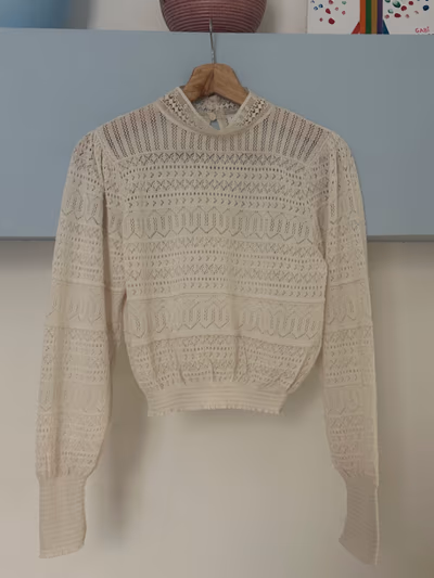 Zara Lace Blouse by Zara — pre-loved on Thrifted.mt