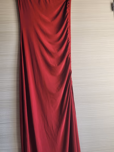 Red Ruched Maxi Dress by PrettyLittleThing — pre-loved on Thrifted.mt