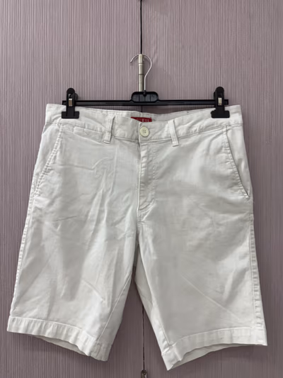 Guess Men Shorts by Guess — pre-loved on Thrifted.mt