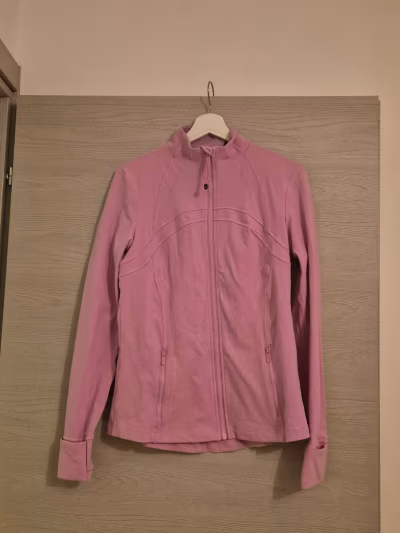Lululemon pink zip-up jacket by Lululemon — pre-loved on Thrifted.mt