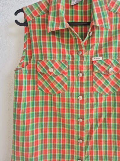 Woodpecker Checked Sleeveless Shirt 100% cotton by Woodpecker — pre-loved on Thrifted.mt