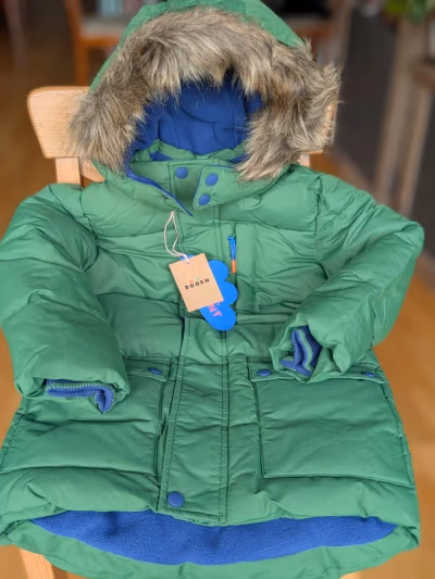 Giacca invernale da bambino di Boden Paesi Bassi — pre-loved on Thrifted.mt