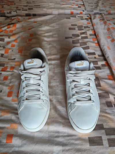 Puma White Sneakers Casual Trainers by Puma — pre-loved on Thrifted.mt