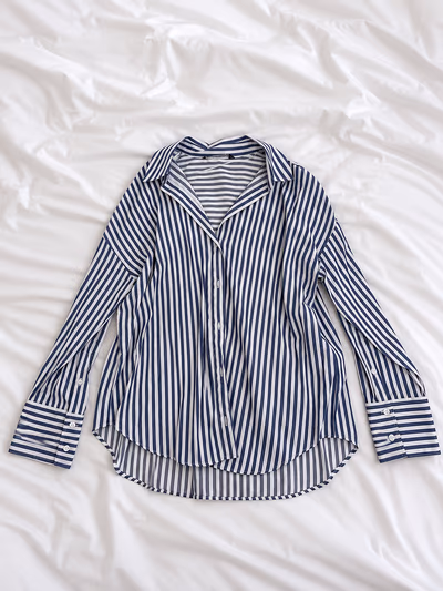 Camisa de rayas azul marino y blanca extragrande de Zara by Zara — pre-loved on Thrifted.mt