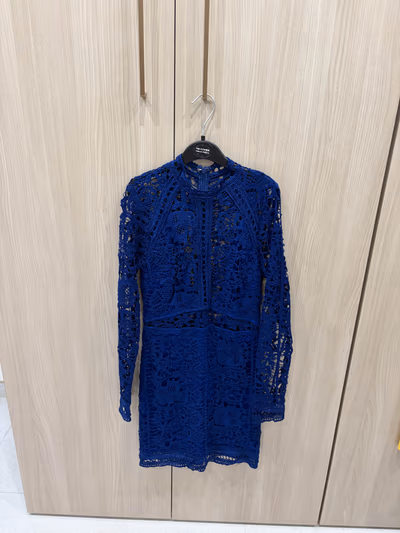 Blue long sleeve lace dress — pre-loved on Thrifted.mt