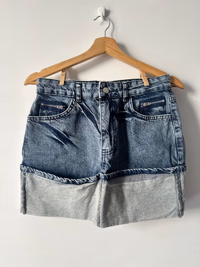 Denim skirt  by SHEIN — pre-loved on Thrifted.mt