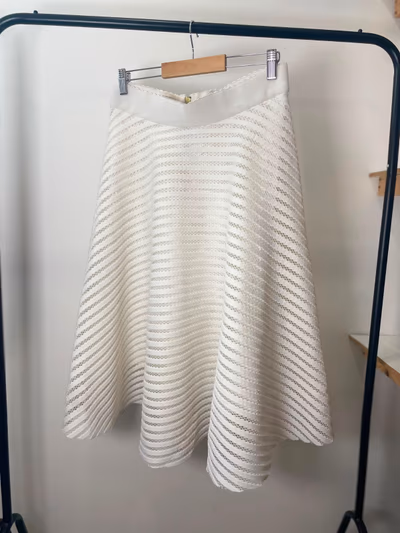 White A-line Skirt — pre-loved on Thrifted.mt