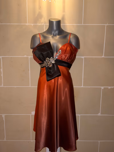 Orange Black Gradient Satin Formal Dress EU44/XL — pre-loved on Thrifted.mt
