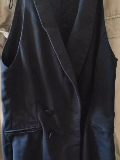 Zara Black Sleeveless Romper by Zara — pre-loved on Thrifted.mt