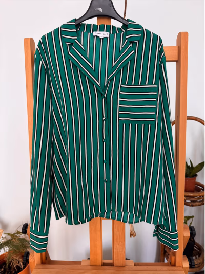 Warehouse green striped shirt by Warehouse — pre-loved on Thrifted.mt