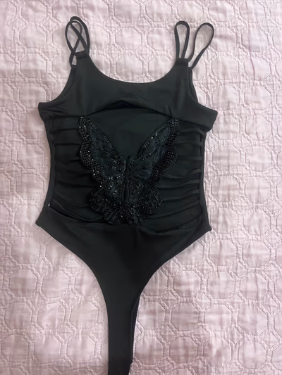 Black butterfly detail bodysuit by TW — pre-loved on Thrifted.mt