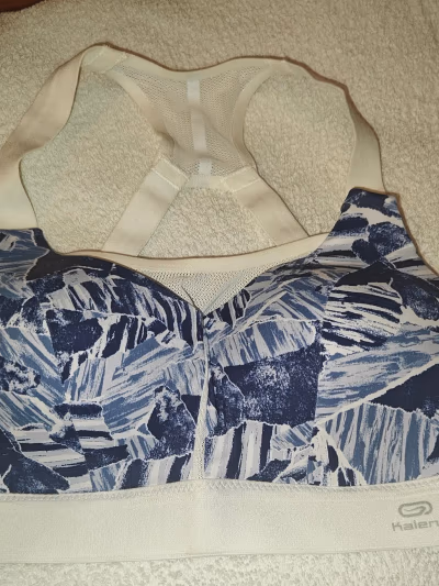 Kalenji Patterned Sports Bra by Kalenji — pre-loved on Thrifted.mt