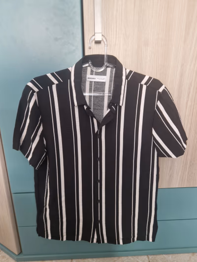 Bershka Striped Short Sleeve Shirt by Bershka — pre-loved on Thrifted.mt