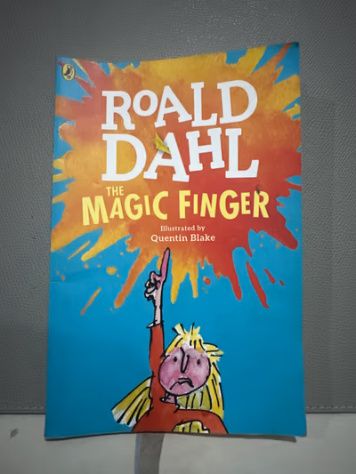 The Magic Finger Roald Dahl — pre-loved on Thrifted.mt