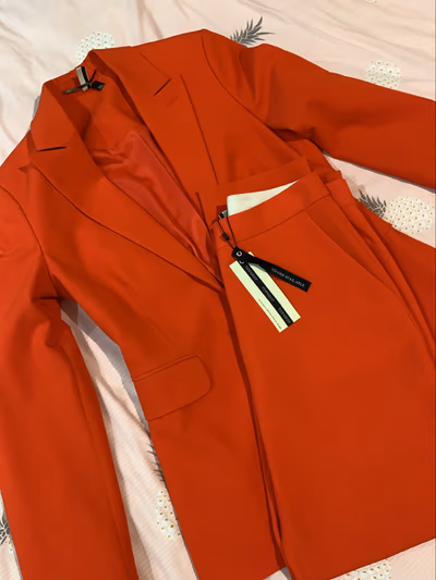 Red Tailored Suit Co-ord Set by Topshop — pre-loved on Thrifted.mt