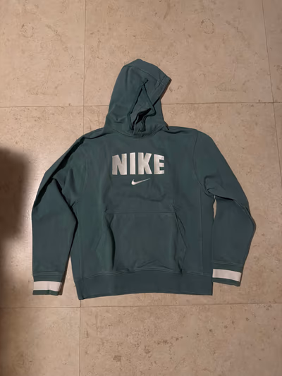 Nike Green Pullover Hoodie by Nike — pre-loved on Thrifted.mt