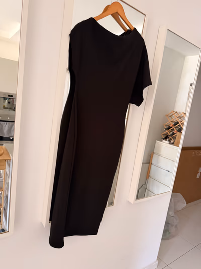 Zara - Elegant Black Cap Sleeve Dress by Zara — pre-loved on Thrifted.mt