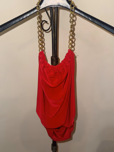 Red chain-strap halter top by unbranded — pre-loved on Thrifted.mt