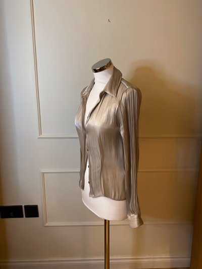  Shimmer Button-Up Shirt by Zara — pre-loved on Thrifted.mt
