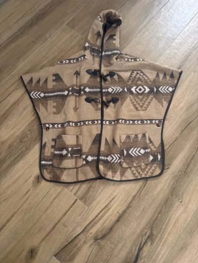 Hooded Aztec Print Poncho Cape by Springfiled — pre-loved on Thrifted.mt