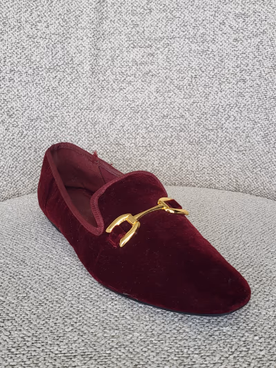 burgundy velvet flat loafers by Zara — pre-loved on Thrifted.mt