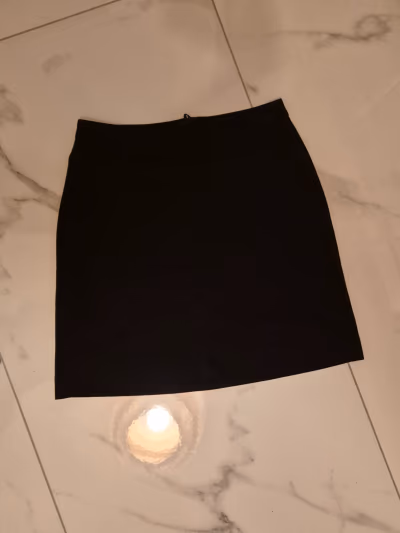 Classic Black Mini Skirt by Hallhuber — pre-loved on Thrifted.mt