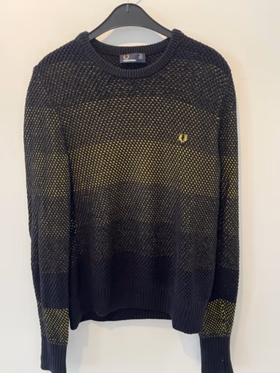 Fred Perry Black Knit Jumper by Fred Perry — pre-loved on Thrifted.mt