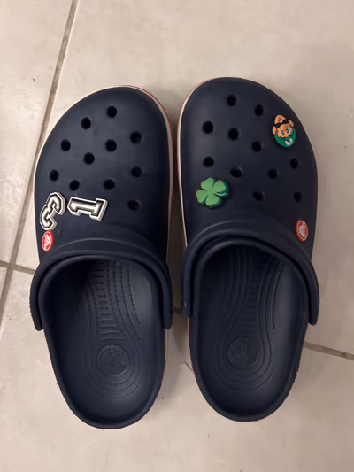 Crocs blue by Crocs — pre-loved on Thrifted.mt