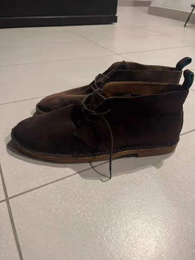Polo Ralph Lauren Suede Chukka Boots by Polo Ralph Lauren — pre-loved on Thrifted.mt