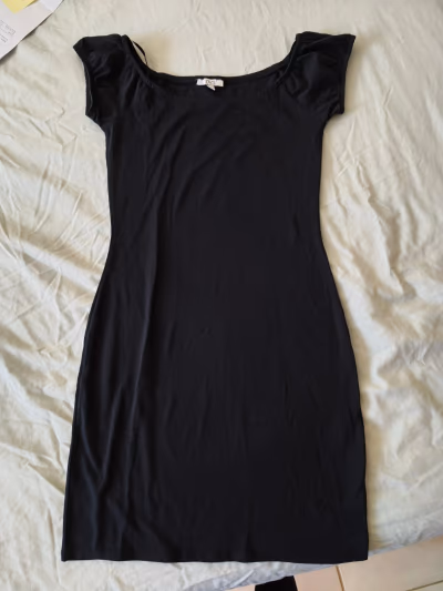 Black OVS fitted mini dress by OVS — pre-loved on Thrifted.mt
